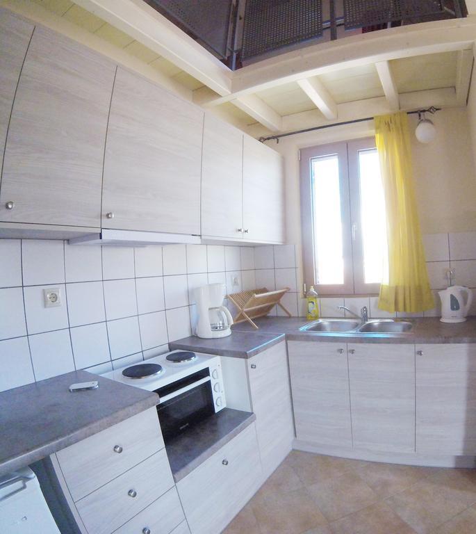 Arapakis Apartment Aegina Luaran gambar