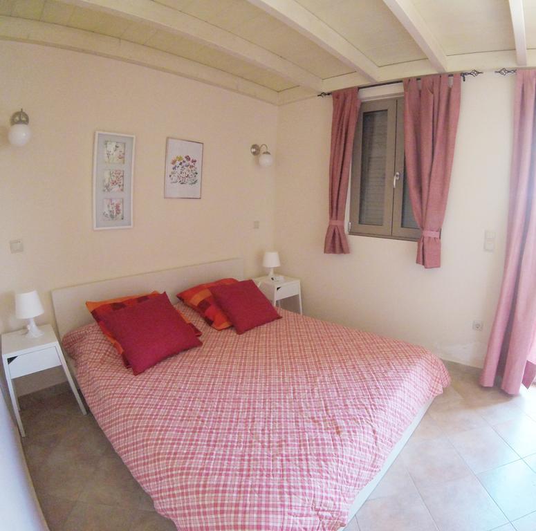 Arapakis Apartment Aegina Luaran gambar