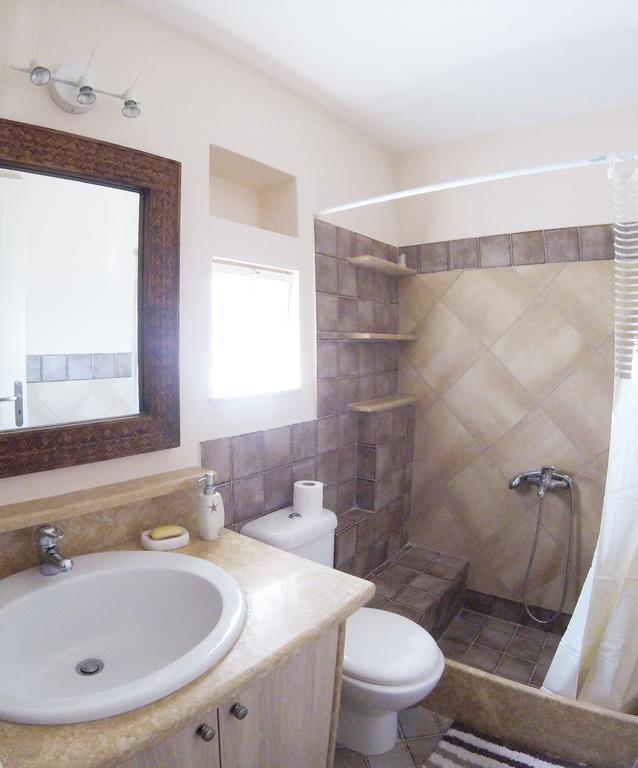 Arapakis Apartment Aegina Luaran gambar